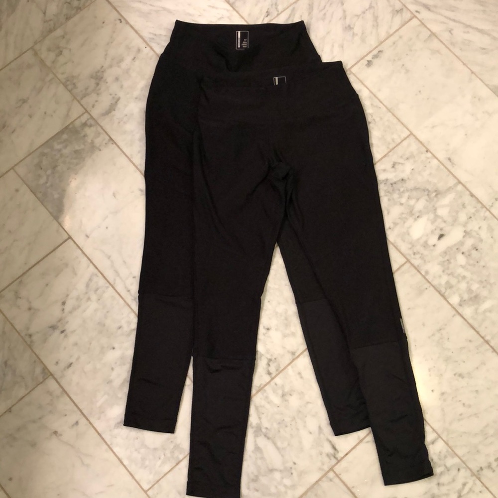 Set of two black leggings